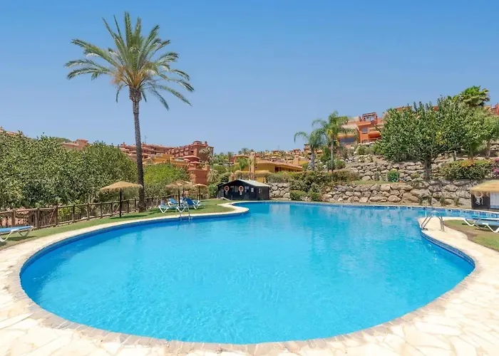 Stunning Marbella Apartment 5 Minutes From The Beach And Golf!