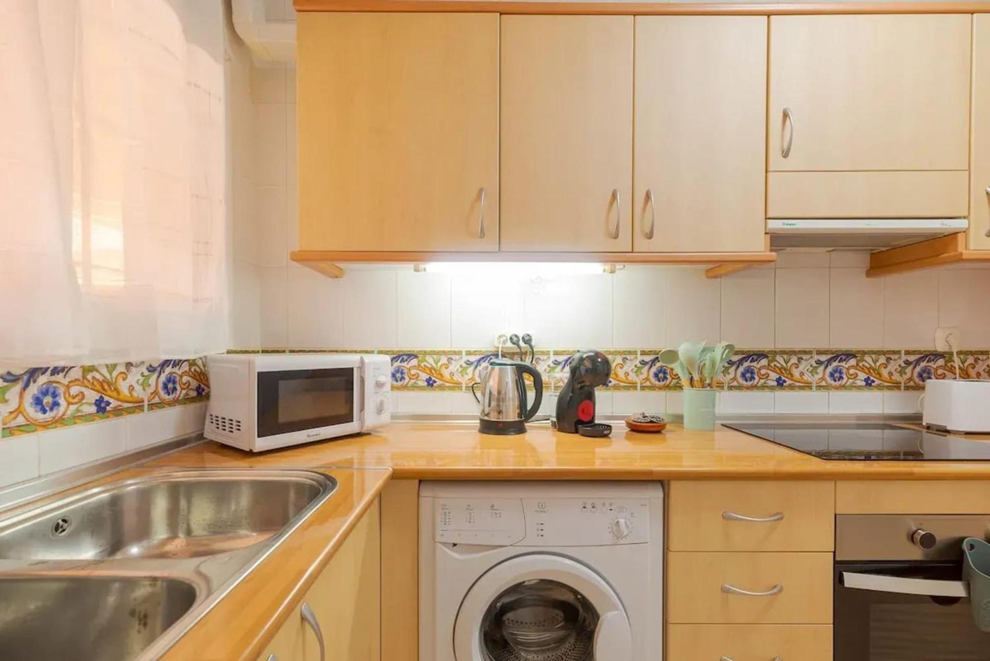 Apartment Stunning 5 Minutes From The And Golf! *