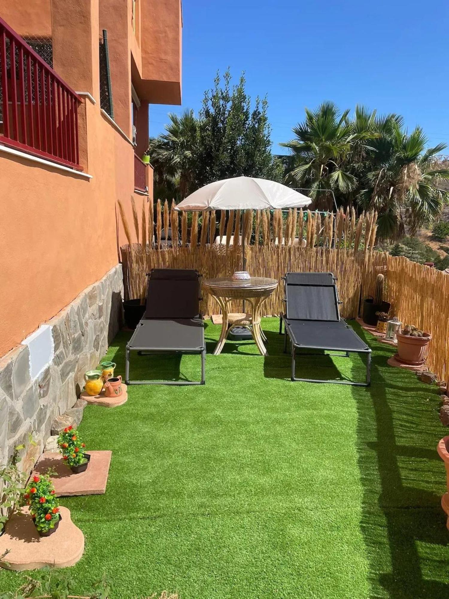 Stunning 5 Minutes From The And Golf! *