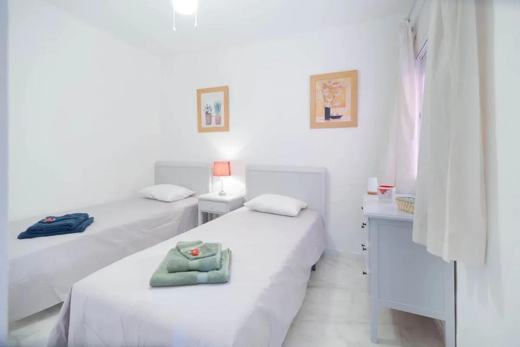 Apartment Stunning 5 Minutes From The And Golf! *