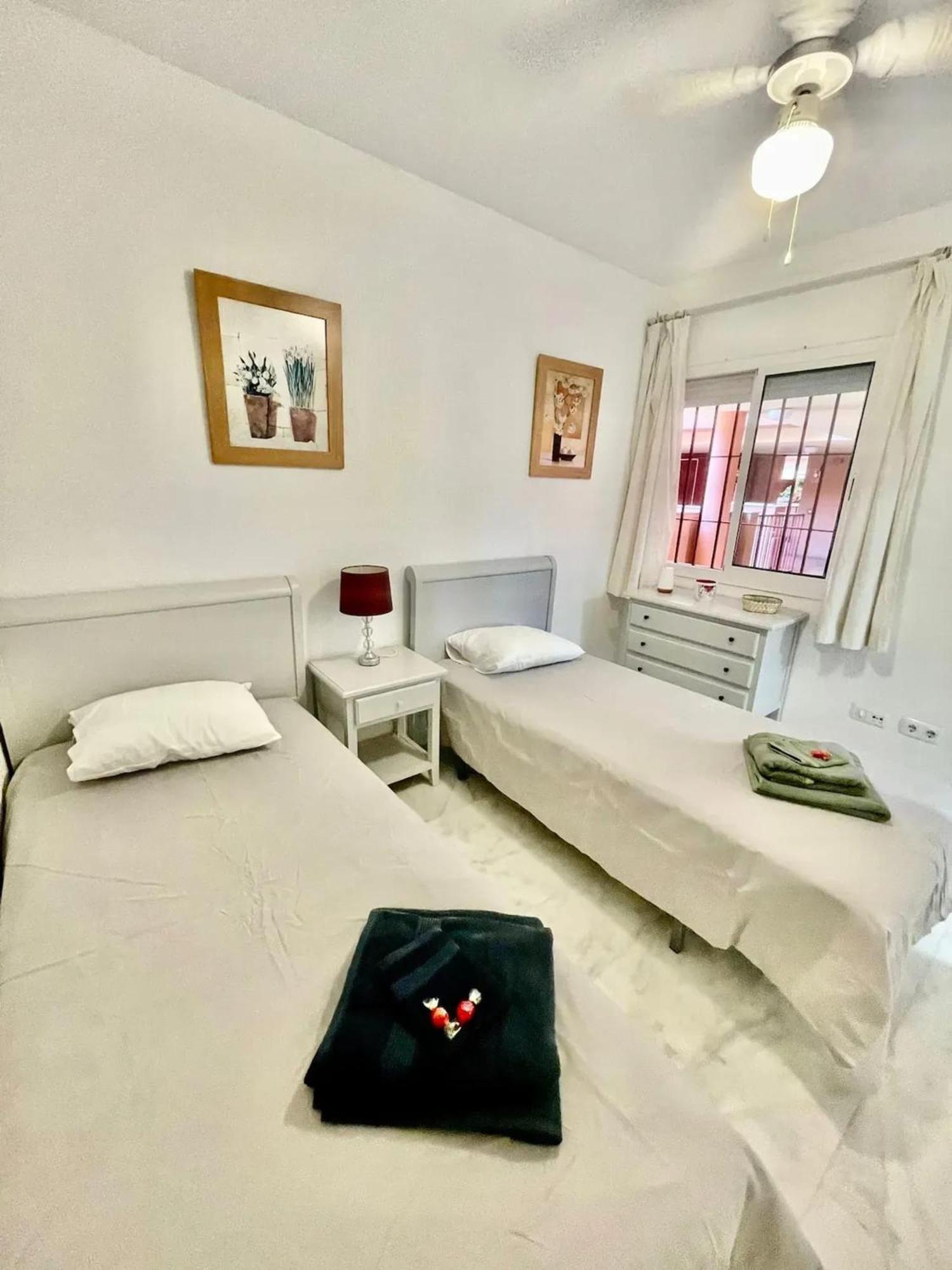 Stunning 5 Minutes From The And Golf! Apartment Marbella